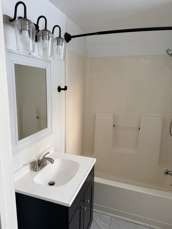 Building Photo - 236 Glenmont Rd