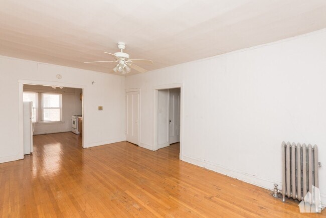 Foto del edificio - 5135 N Wolcott Ave