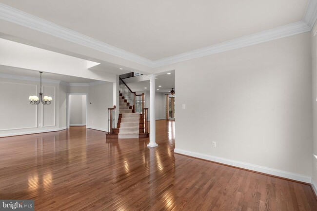 Building Photo - 10785 Taylor Farm Rd