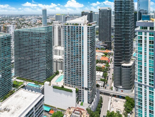 Foto del edificio - 1100 S Miami Ave