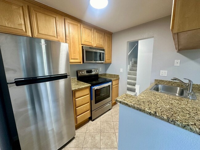 Photo - Cozy 1 Bedroom Loft in Hayward!