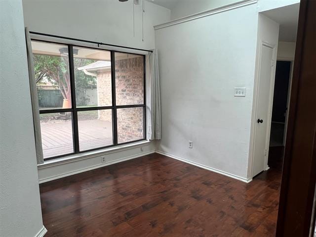 Foto del edificio - 741 Sparrow Ln