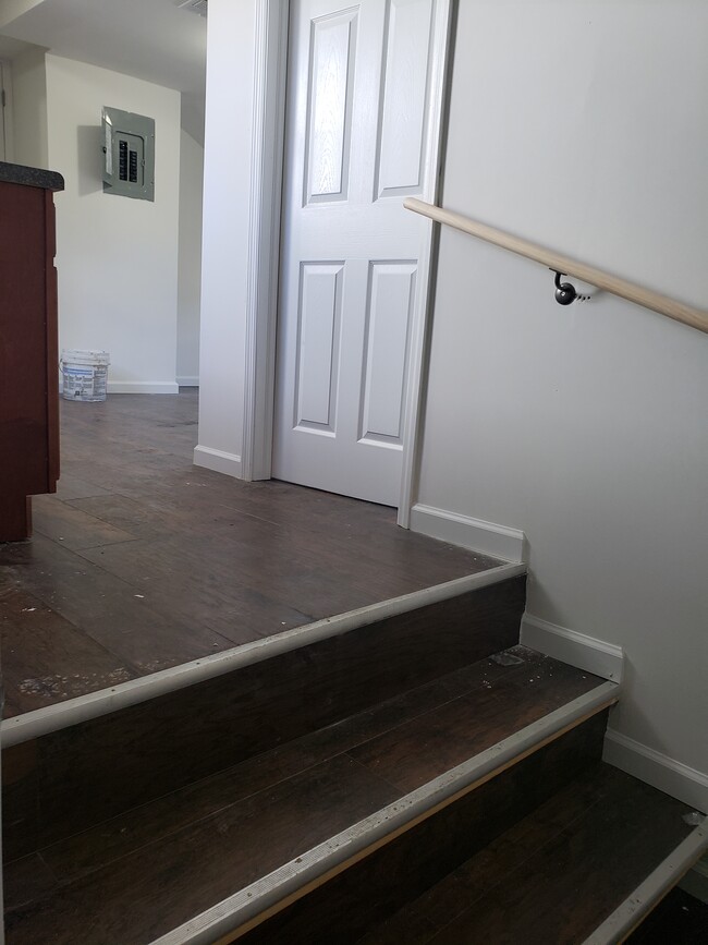 Entrance - 109 E Main St
