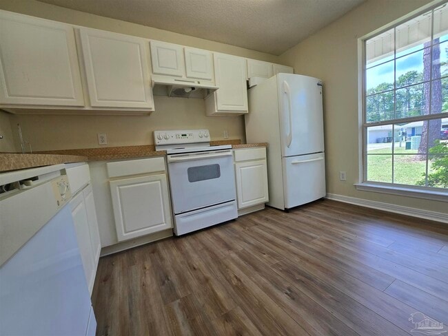 Building Photo - 1082 Antigua Cir