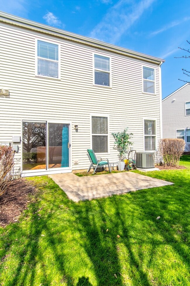 Photo - 4133 Blackstone Dr Townhome