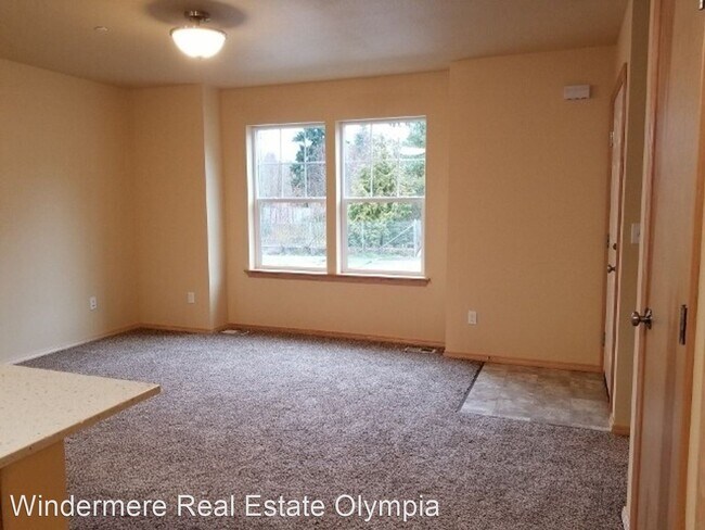 Foto del edificio - 4407 Oso Berry St NW