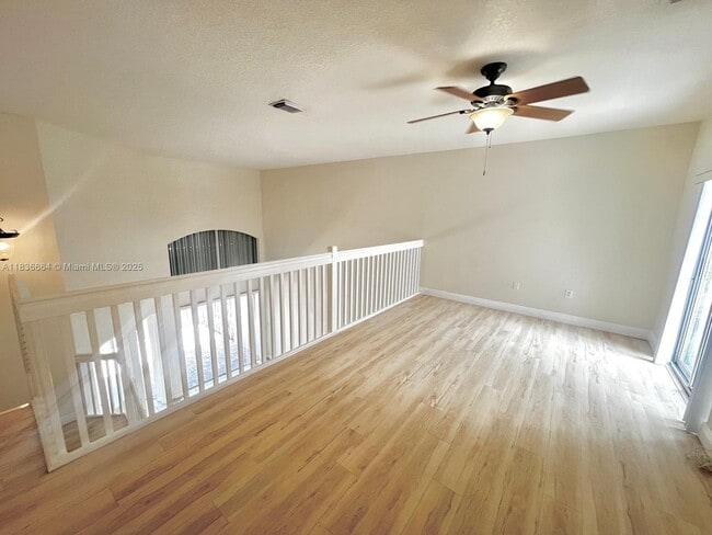 Foto del edificio - 8021 NW 114th Pl