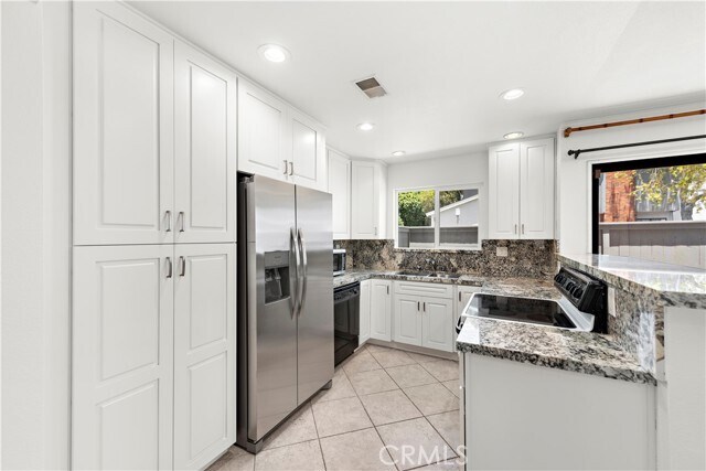 Foto del edificio - 620 Shasta Ln