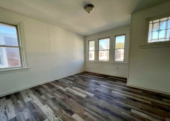 Foto del edificio - 5131 N Warnock St