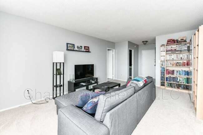 Foto del edificio - 5500 Holmes Run Pkwy