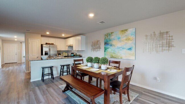 Building Photo - 4-BEDROOM, UPGRADED HOME IN SILOS SUBDIVISION