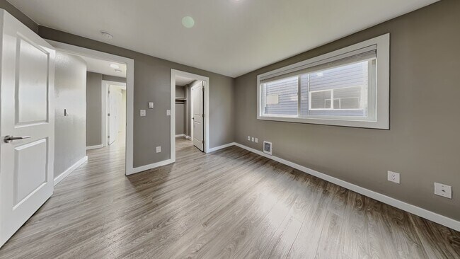 Foto del edificio - 1105 S Woodlawn St