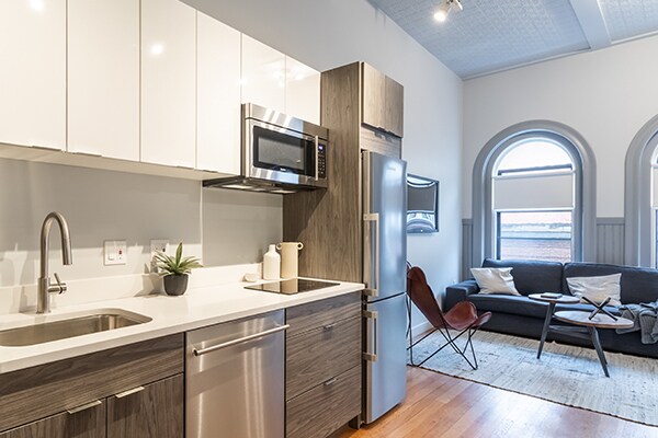 Foto principal - 140 Munroe St