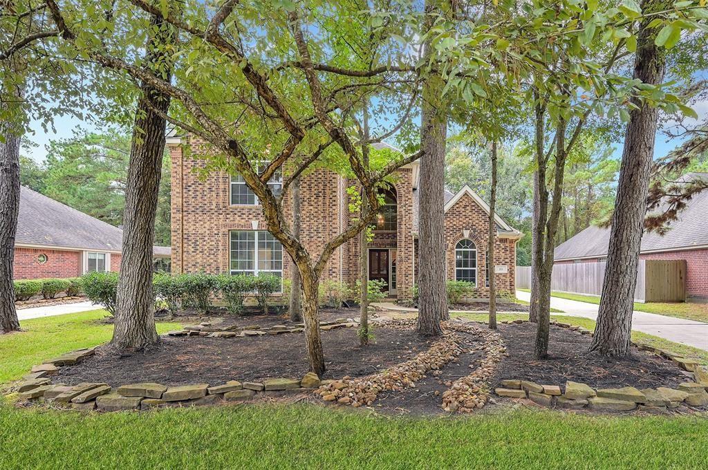 Primary Photo - 211 Bristol Bend Cir