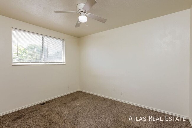 Foto del edificio - 3653 S 200 E