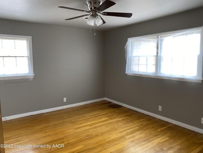 Foto del edificio - 2303 Larry St