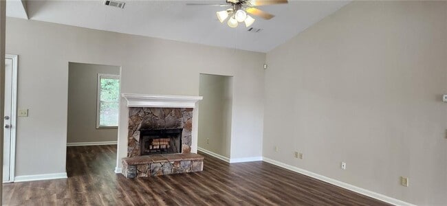Building Photo - 2236 Avalon Trace