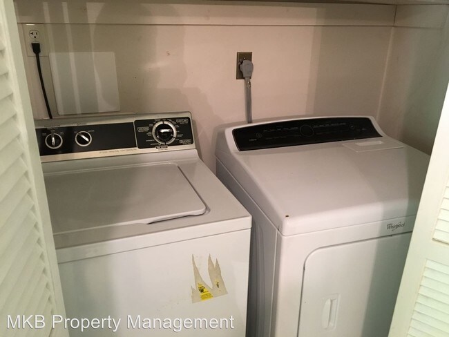 Foto del edificio - 3 br, 2 bath House - 5606 Mount Laurel Rd.