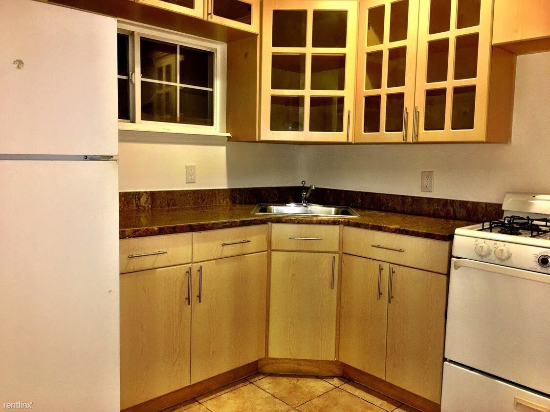 Foto principal - 1946 75th St
