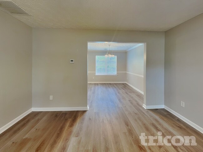 Building Photo - 5544 Frontier Ct