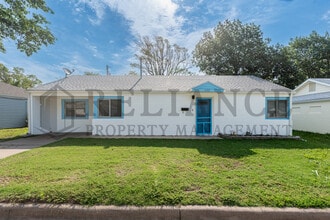 Building Photo - 522 Sunnyside Ct
