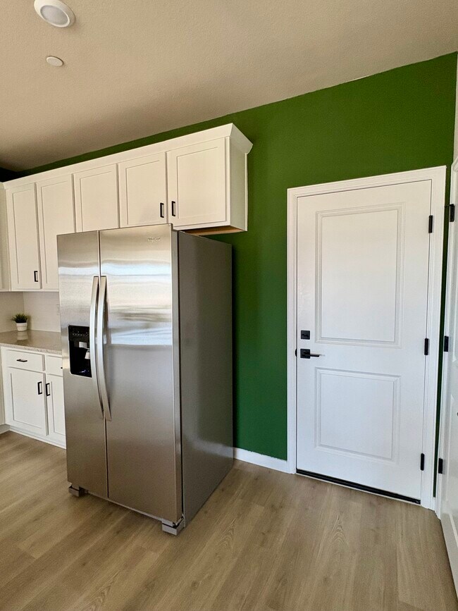 Building Photo - 978 Nettle Ln