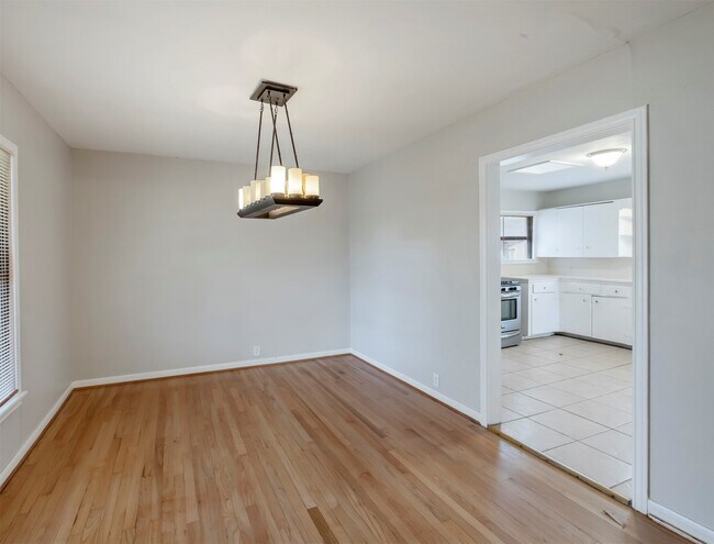 Foto del edificio - 7357 Brace St