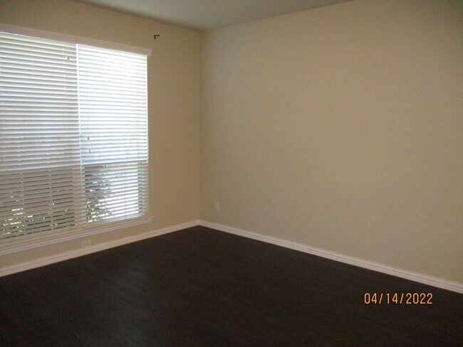 Foto del edificio - 2505 Mesa Glen Dr