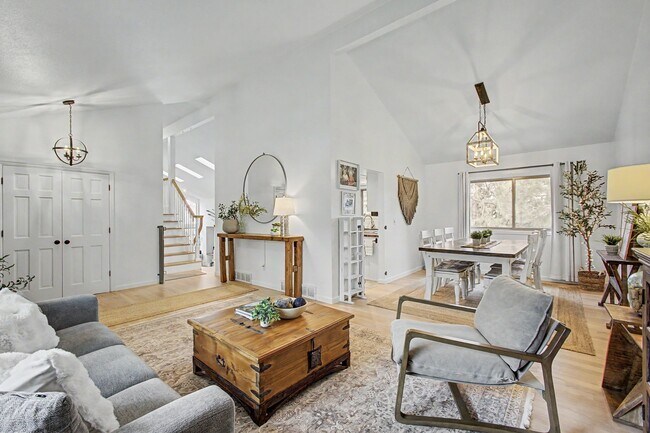 Foto del edificio - 7554 S Cook Way