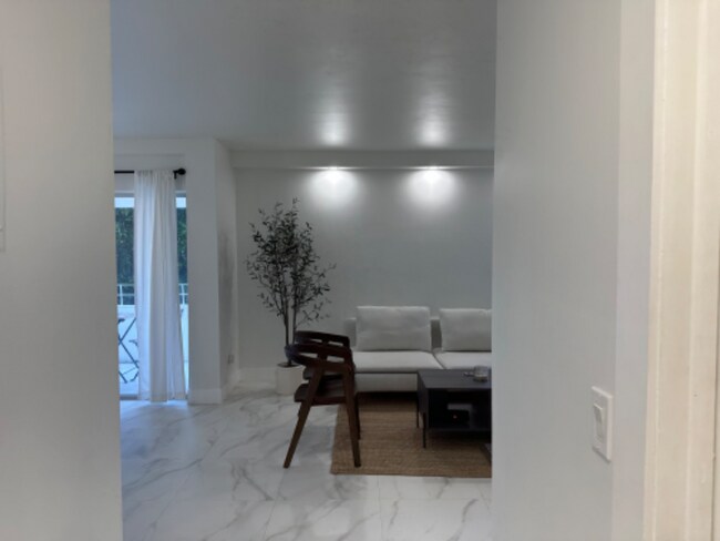 Foto del edificio - 5838 SW 74th Terrace