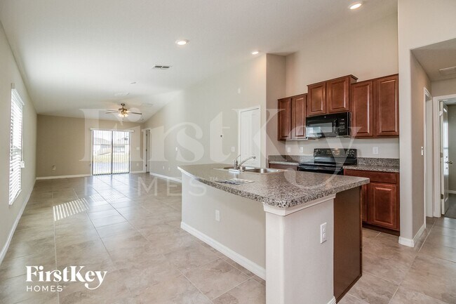 Foto del edificio - 5048 Brickwood Rise Dr