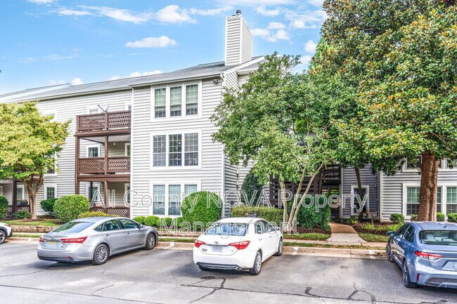 Building Photo - 10028 Oakton Terrace Rd