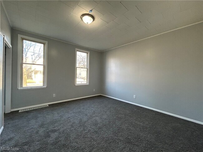Building Photo - 3333 Denison Ave