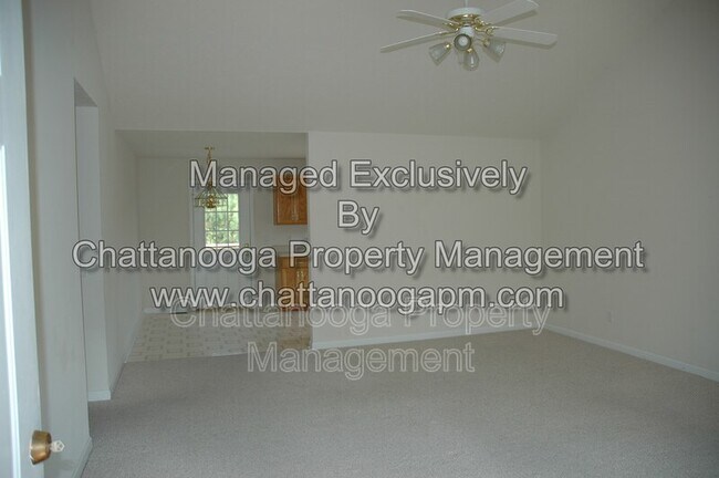 Building Photo - 88 Golden Oaks Dr