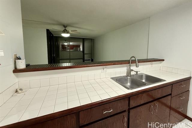 Foto del edificio - 55 S Judd St