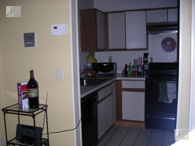 Foto del edificio - 2 bedroom in Brighton MA 02135