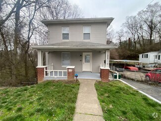 Building Photo - 1424 Manss Ave