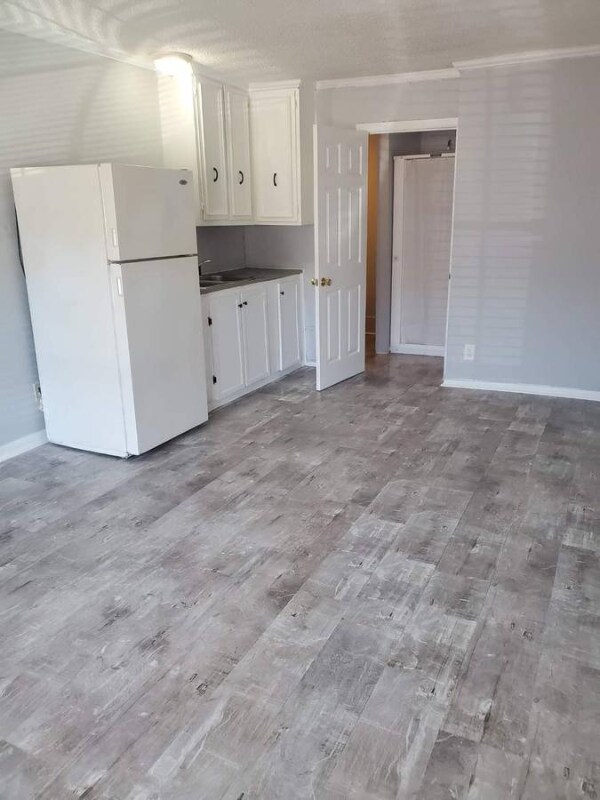 Foto principal - 5002 Dayton Blvd