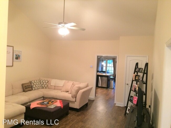 Building Photo - 3 br, 2 bath House - 110 Ledbury Cove
