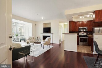 Building Photo - 6613 Netties Ln