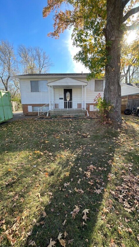Primary Photo - NOW AVAILABLE! - 2669 Monette Ct, Cincinna...