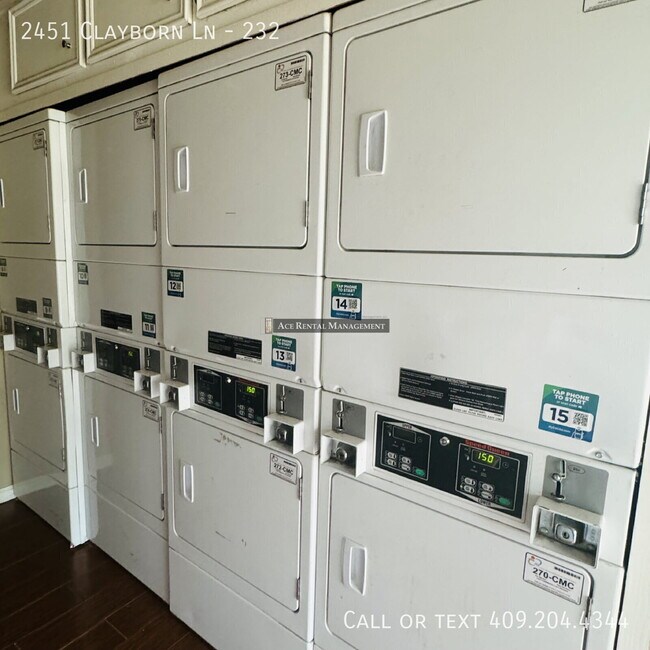 Foto del edificio - 2451 Clayborn