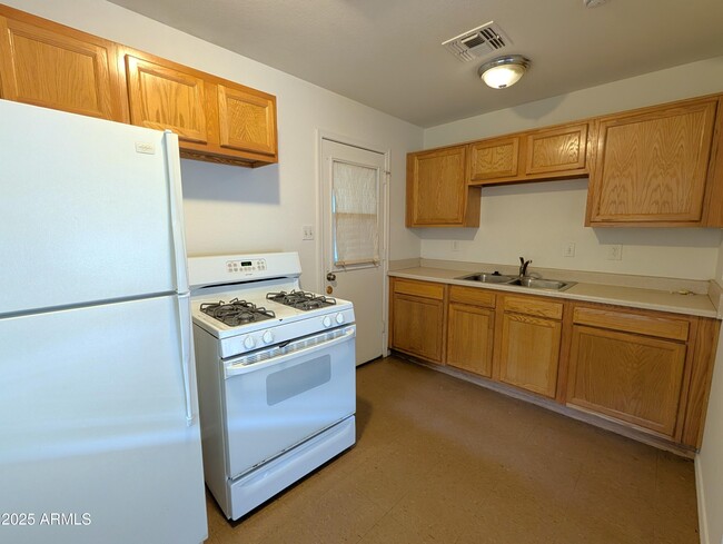Building Photo - 4136 N 17th St