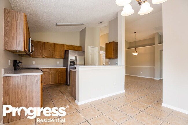 Building Photo - 2041 Bobtail Dr