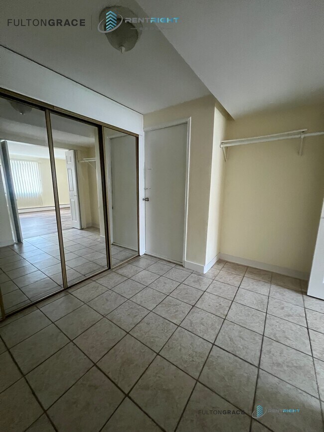 Foto del edificio - 8925 W Grand Ave