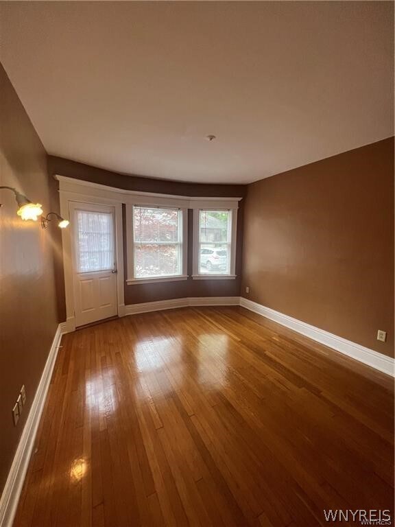 Foto del edificio - 543 Potomac Ave