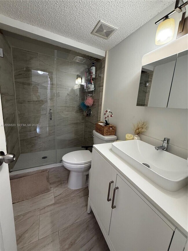 Foto del edificio - 9940 SW 146th Ct