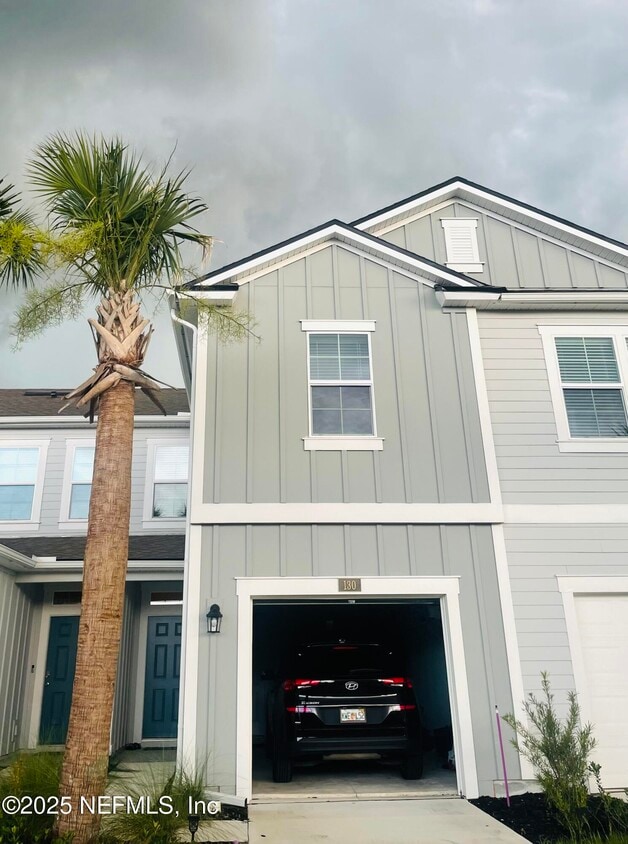 Primary Photo - 130 Pasadena Dr