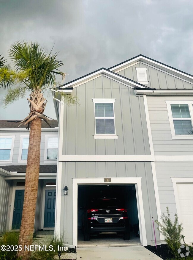 Building Photo - 130 Pasadena Dr