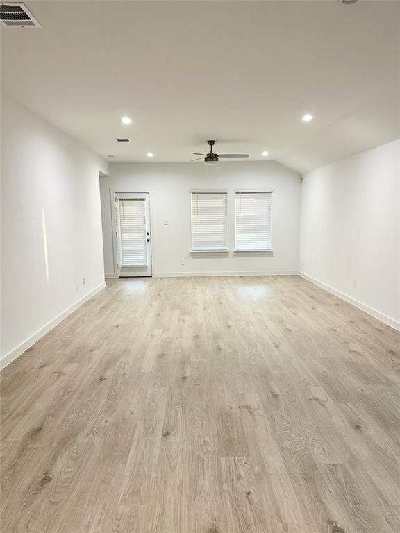 Foto del edificio - 4974 Edgewood Hill Ct